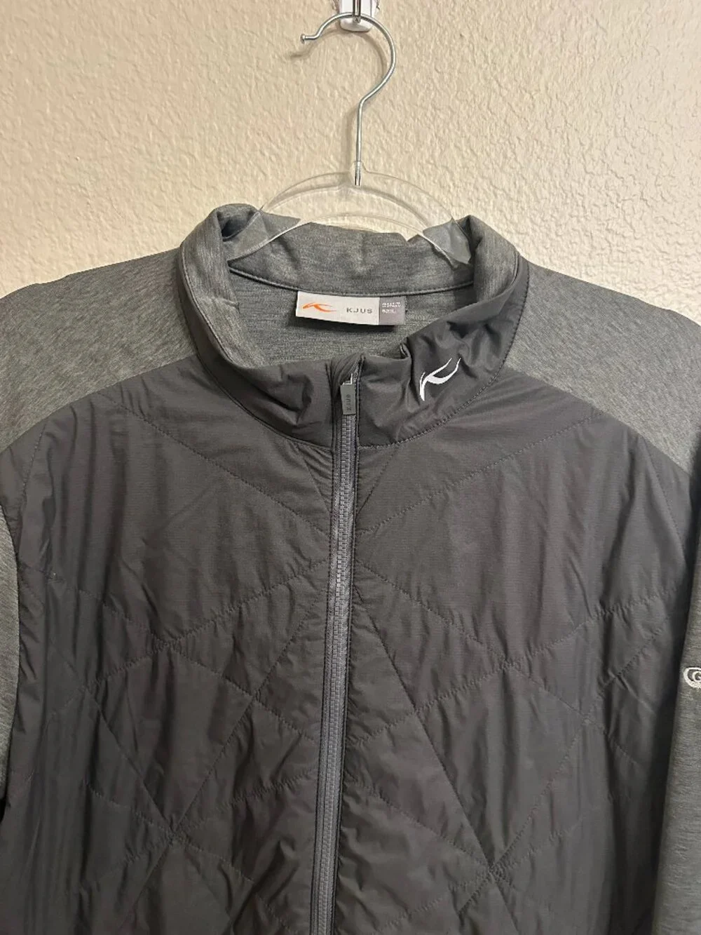 KJUS Black/Gray Full-Zip Jacket Vaquero Golf Club EUC